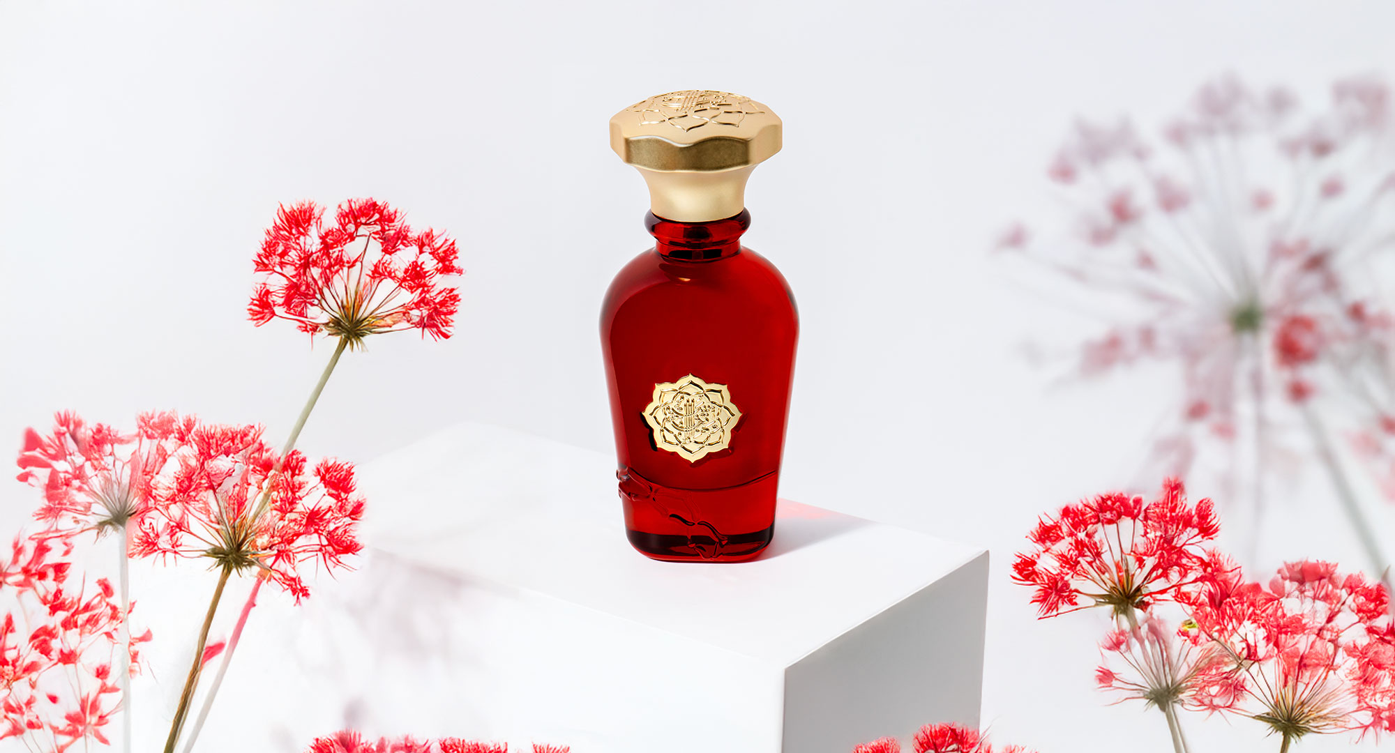 The-Art-of-Floral-Perfumery-at-Albait-Aldimashqi-Perfumes